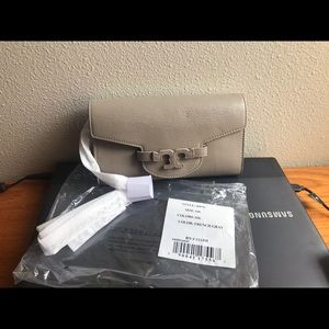 Tory Burch Lena Clutch (French Grey)